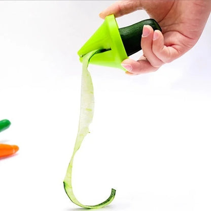 Kitchen Rotating Manual Vegetable Slicer